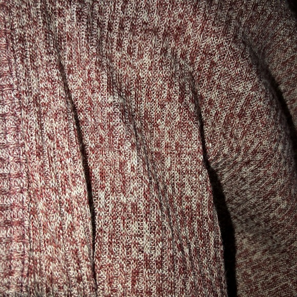 HOLLISTER SWEATER - Picture 4 of 4